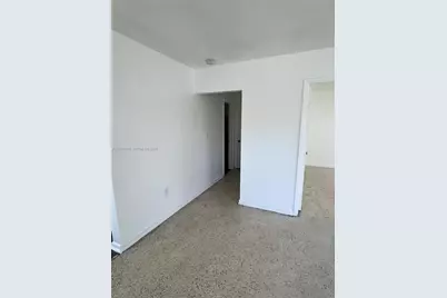 1946 NE 167th St #1, North Miami Beach, FL 33162 - Photo 6