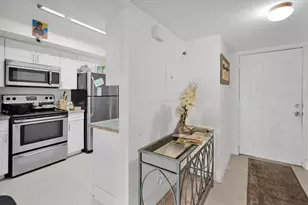 7887 NW 7th Ct, Plantation, FL 33324 - Photo 14