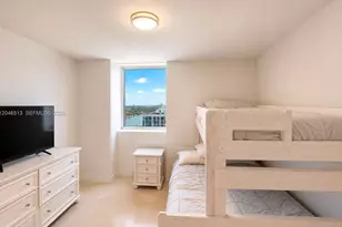 4775 Collins Ave, Miami Beach, FL 33140 - Photo 12