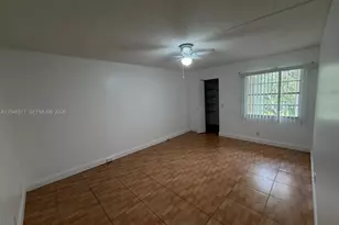 13355 SW 9th Ct, Pembroke Pines, FL 33027 - Photo 4