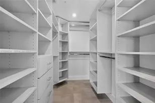 3370 Hidden Bay Dr, Aventura, FL 33180 - Photo 12