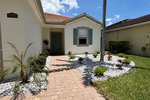 3431 NE 1st St, Homestead, FL 33033 - Photo 4