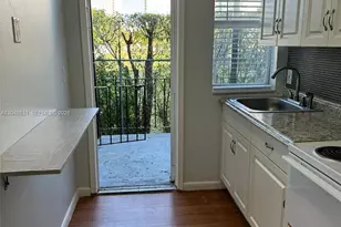 103 NW 6th Ave, Miami, FL 33128 - Photo 10