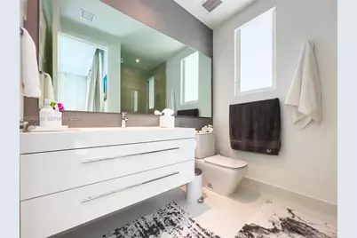 10561 NW 68th Ter, Doral, FL 33178 - Photo 70