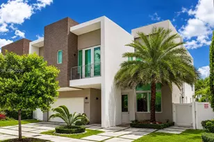 10561 NW 68th Terrace, Doral, FL 33178 - Photo 1