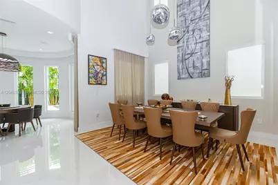 10561 NW 68th Ter, Doral, FL 33178 - Photo 10