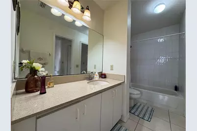 2365 W 74th St, Hialeah, FL 33016 - Photo 14