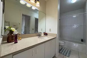 2365 W 74th St, Hialeah, FL 33016 - Photo 14