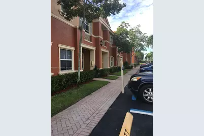 11528 NW 60th Ter #477, Doral, FL 33178 - Photo 4