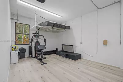 2561 Trapp Ave, Miami, FL 33133 - Photo 24