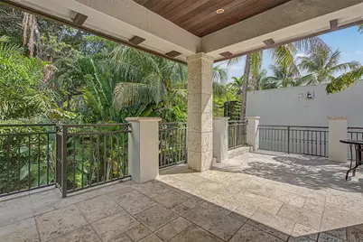 2561 Trapp Ave, Miami, FL 33133 - Photo 16