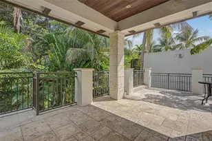 2561 Trapp Ave, Miami, FL 33133 - Photo 16