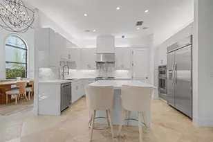 2561 Trapp Ave, Miami, FL 33133 - Photo 4