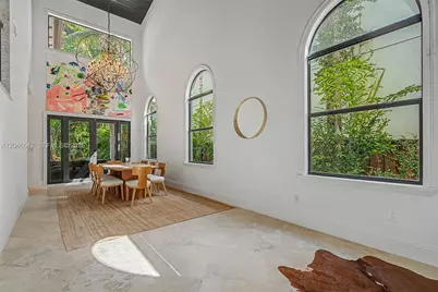 2561 Trapp Ave, Miami, FL 33133 - Photo 8