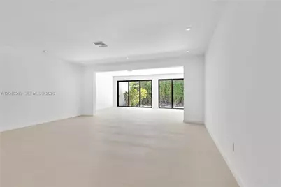950 Bayamo Ave, Coral Gables, FL 33146 - Photo 10