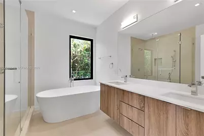 950 Bayamo Ave, Coral Gables, FL 33146 - Photo 38