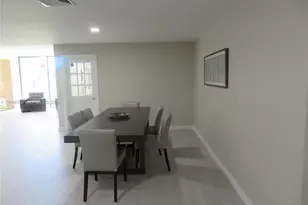 8075 SW 107th Ave, Miami, FL 33173 - Photo 14