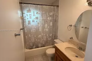 8075 SW 107th Ave, Miami, FL 33173 - Photo 36