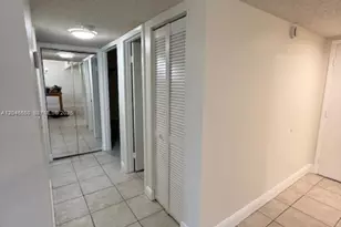 8075 SW 107th Ave, Miami, FL 33173 - Photo 32