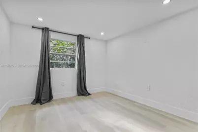171 W 13th St, Hialeah, FL 33010 - Photo 16