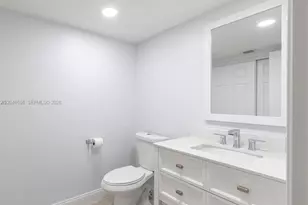 1110 SW 125th Ave, Pembroke Pines, FL 33027 - Photo 10