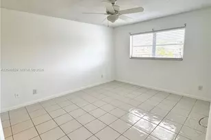 2495 SW 82nd Ave, Davie, FL 33324 - Photo 10