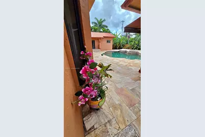 741 Tyler St #0, Hollywood, FL 33019 - Photo 40
