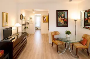 1050 Pennsylvania Ave, Miami Beach, FL 33139 - Photo 4