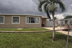 5720 SW 38th Ct, Davie, FL 33314 - Photo 2