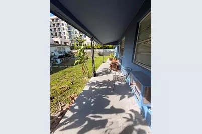 2510 NE 181st St #1, North Miami Beach, FL 33160 - Photo 2