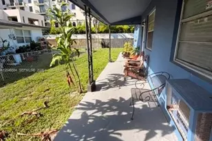 2510 NE 181st St, North Miami Beach, FL 33160 - Photo 2