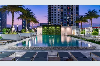 650 NE 2nd Ave #1811, Miami, FL 33132 - Photo 2