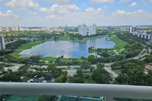 20201 E Country Club Dr, Aventura, FL 33180 - Photo 2