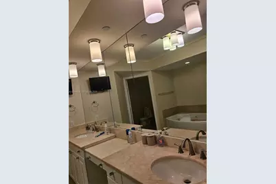 20201 E Country Club Dr #2409, Aventura, FL 33180 - Photo 14