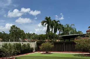 10375 NW 48th St, Doral, FL 33178 - Photo 2