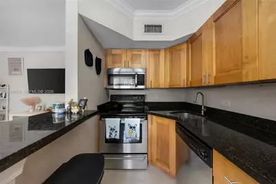 660 NE 11th Ave #102, Fort Lauderdale, FL 33304 - Photo 4