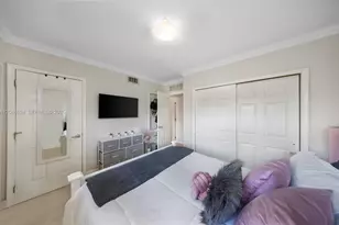 660 NE 11th Ave, Fort Lauderdale, FL 33304 - Photo 6