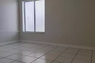 300 E Club Cir, Boca Raton, FL 33487 - Photo 20