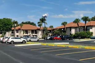 300 E Club Cir, Boca Raton, FL 33487 - Photo 28