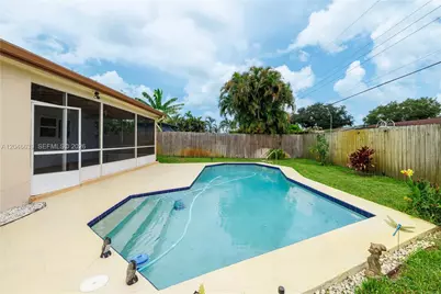 6870 Pershing St, Hollywood, FL 33024 - Photo 1