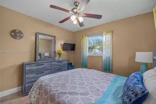 6870 Pershing St, Hollywood, FL 33024 - Photo 26