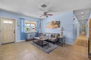 6870 Pershing St, Hollywood, FL 33024 - Photo 8