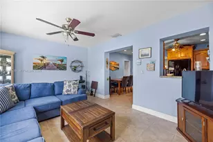 6870 Pershing St, Hollywood, FL 33024 - Photo 16