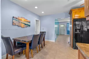 6870 Pershing St, Hollywood, FL 33024 - Photo 12