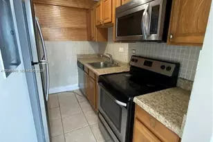 7545 E Treasure Dr, North Bay Village, FL 33141 - Photo 4