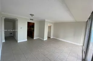 7545 E Treasure Dr, North Bay Village, FL 33141 - Photo 8