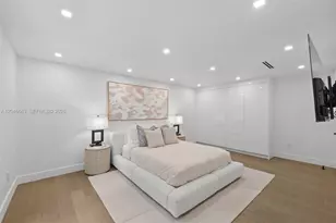 257 N Coconut Ln, Miami Beach, FL 33139 - Photo 26