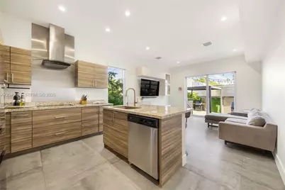 3655 SW 25th St #3655, Miami, FL 33133 - Photo 8