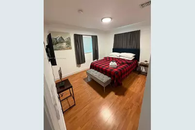 3351 NE 12th Ter, Pompano Beach, FL 33064 - Photo 20