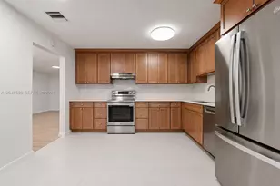 7982 SW 89th St, Miami, FL 33156 - Photo 14